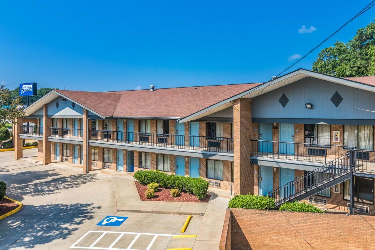 Americas Best Value Inn Stockbridge Exteriör bild