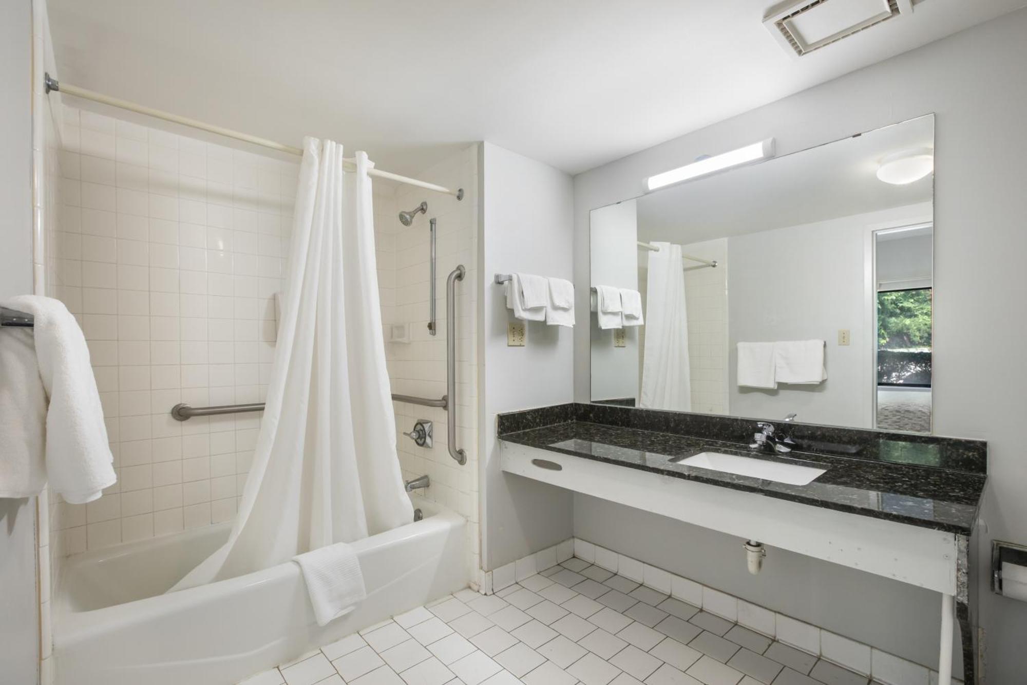 Americas Best Value Inn Stockbridge Rum bild