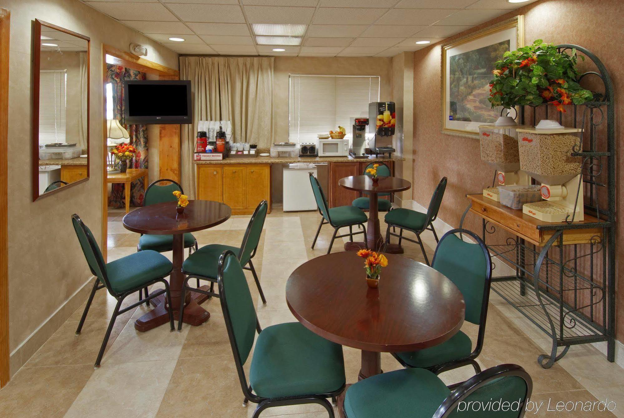 Americas Best Value Inn Stockbridge Restaurang bild